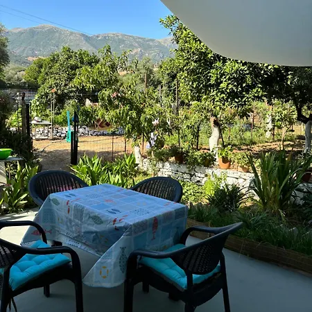 Bed and breakfast Cheap Himarë